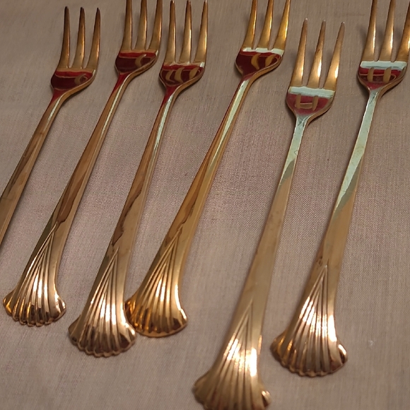 DarryResse Other - New Listing!